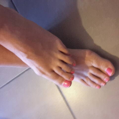 Public Photo of DONNACALIENTE-79